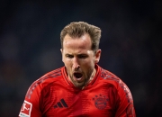 奥格斯堡球员因红牌被罚下场，球队遭遇困境的简单介绍